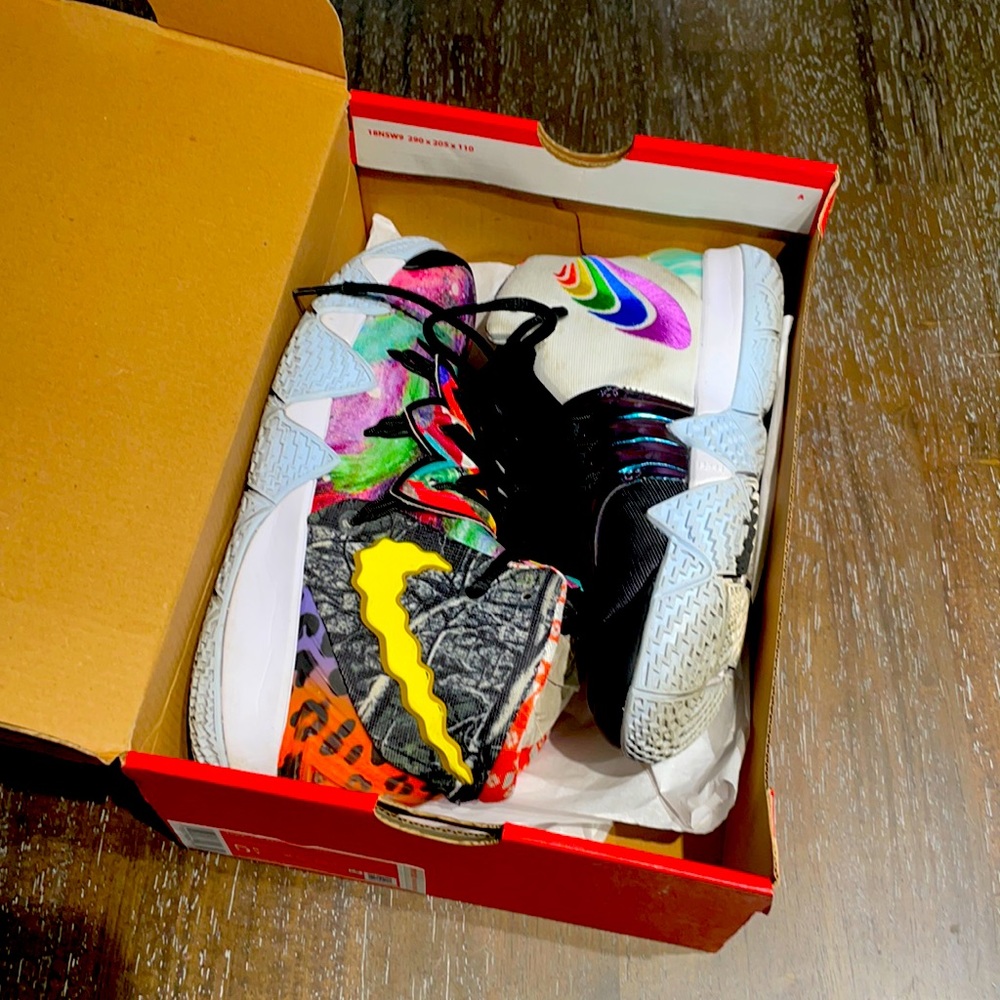 Nike kids shoes